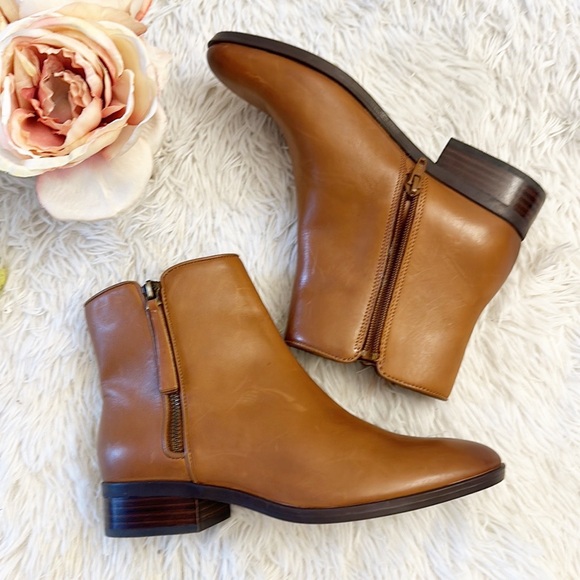 NEW NATURALIZER Robyn Tan Leather Heel Ankle bootie women size 6 - Picture 9 of 11